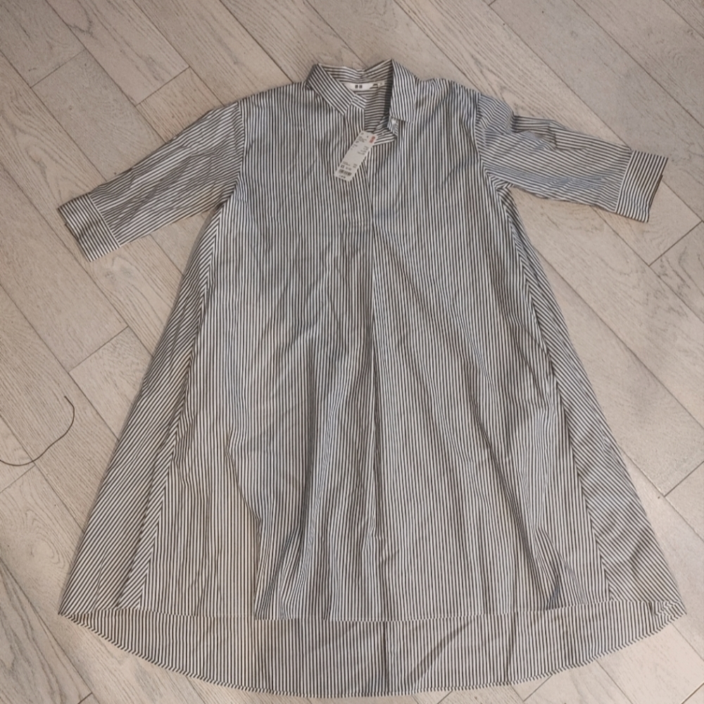 Uniqlo oversized dress size xs
